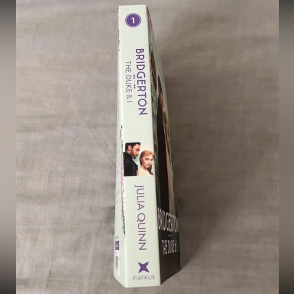 Bridgerton: The Duke & I by Julia Quinn - Picture 3 of 3